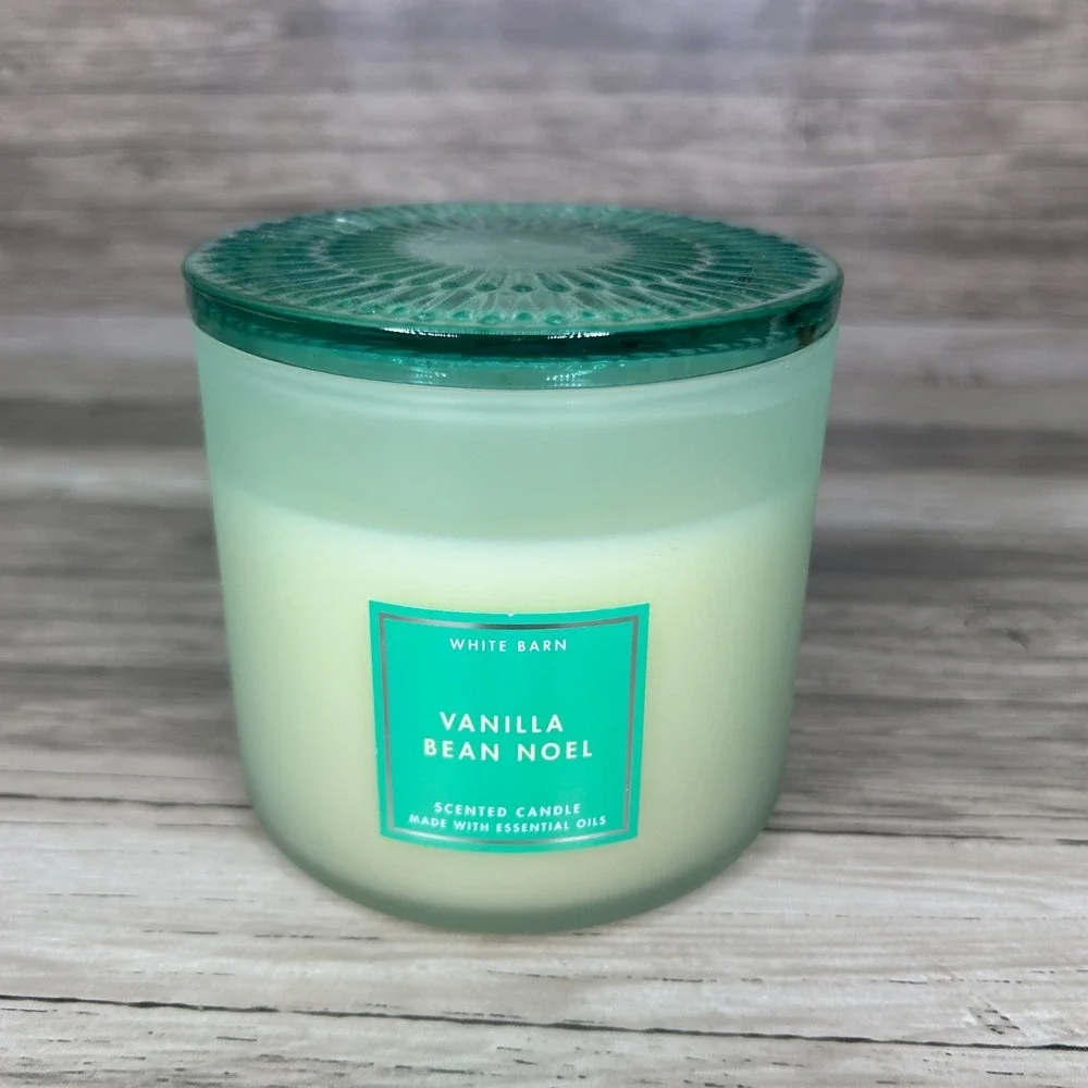 Bath And Body Works White Barn Vanilla Bean Noel Candle 3-wick